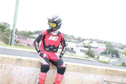 Adult HC - Apex Gear Set (Red)